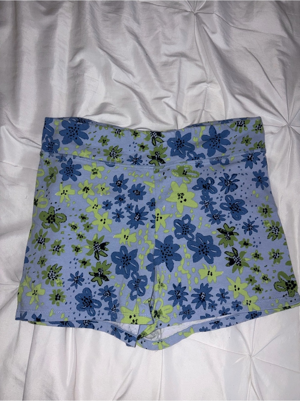 Pacsun Floral mid-Rise Women’s Active Shorts — Blue/Green flowers